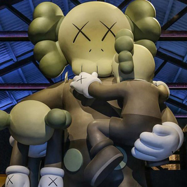 Lio Malca & Kaws